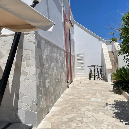 Tonia Holiday home